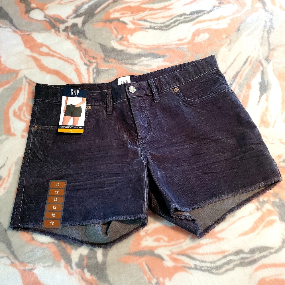 🌿4/$15🌿 NWT GAP Black Corduroy Shorts